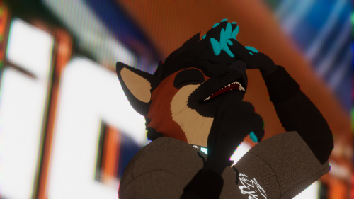 VRChat_2024-10-20_18-11-21.374_3840x2160.png