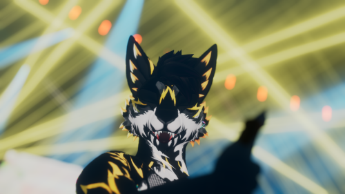 VRChat_2024-10-20_22-31-06.580_3840x2160.png