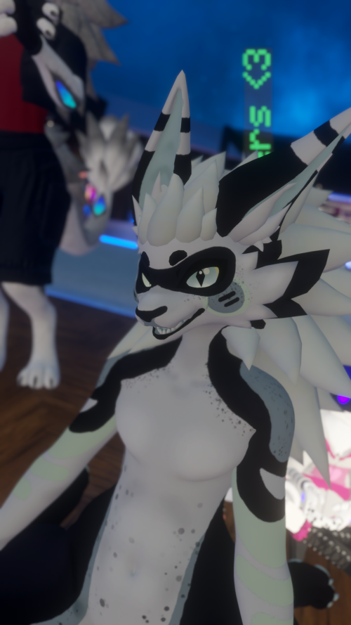 VRChat_2024-10-28_22-44-24.287_3840x2160.png