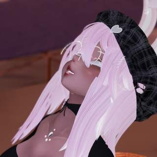 VRChat_2024-11-02_19-04-12.259_3840x2160
