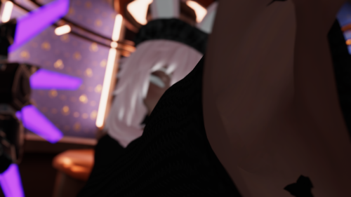 VRChat_2024-11-02_19-21-46.648_3840x2160.png