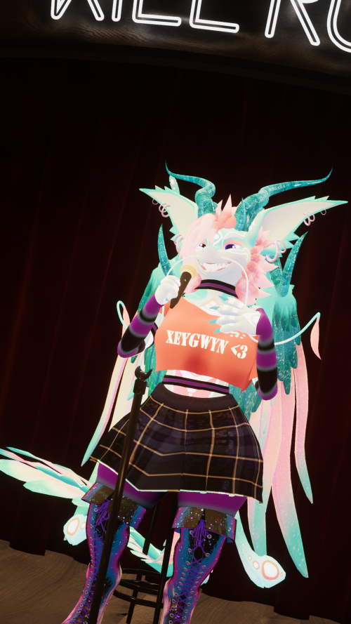 VRChat_2024-11-02_21-36-47.350_3840x2160.png