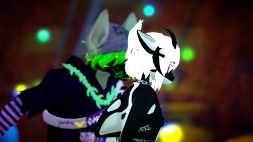 VRChat_2024-11-10_00-13-29.109_3840x2160.png
