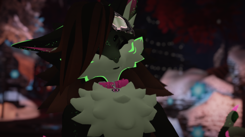 VRChat_2024-11-15_16-10-10.017_2160x3840.png