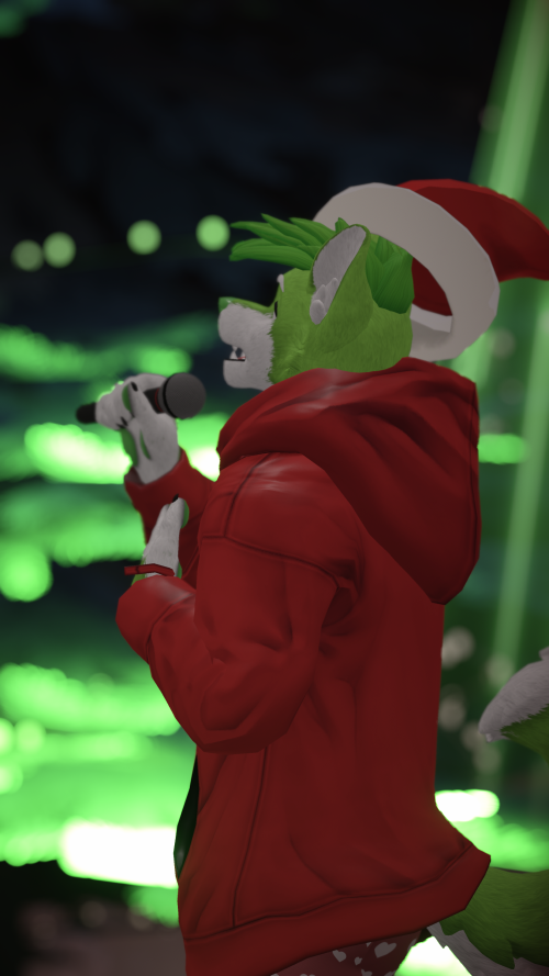 VRChat_2024-11-15_21-15-44.111_2160x3840.png