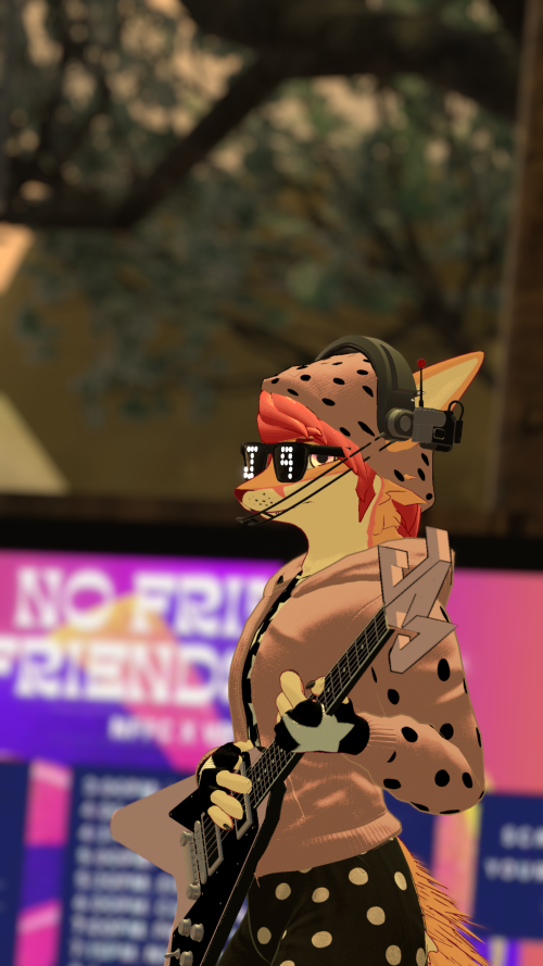 VRChat_2024-11-16_19-00-59.083_3840x2160.png