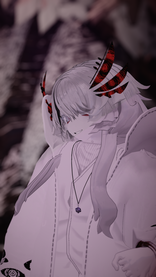 VRChat_2024-11-17_00-51-31.164_2160x3840.png