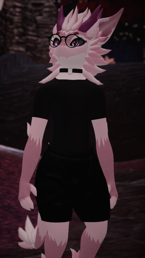 VRChat_2024-11-15_22-28-00.242_2160x3840.png
