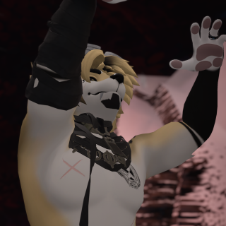 VRChat_2024-11-15_22-31-06.237_2160x3840