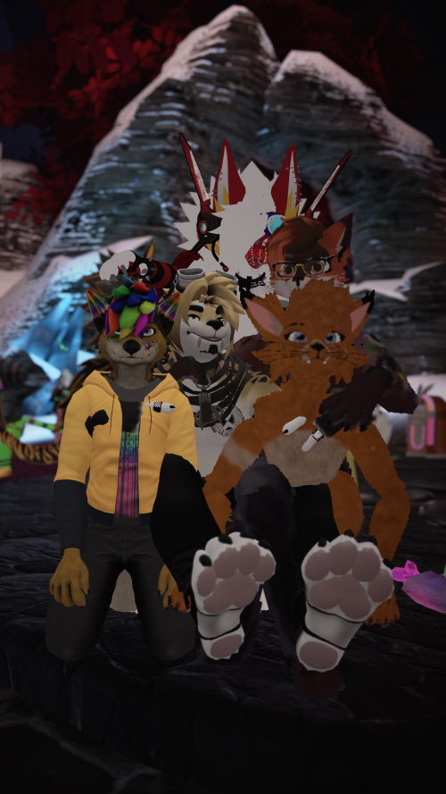 VRChat_2024-11-15_22-35-55.289_2160x3840.png