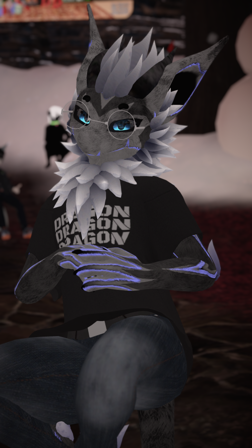 VRChat_2024-11-15_22-39-33.311_2160x3840.png