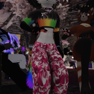 VRChat_2024-11-15_23-00-48.729_2160x3840