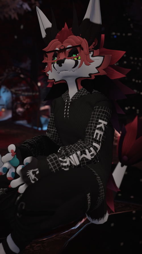 VRChat_2024-11-15_23-49-40.807_2160x3840.png