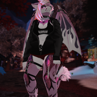 VRChat_2024-11-15_23-54-47.631_2160x3840