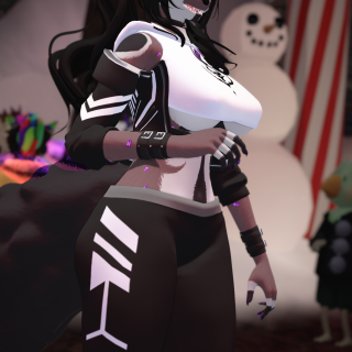VRChat_2024-11-16_00-53-14.217_2160x3840