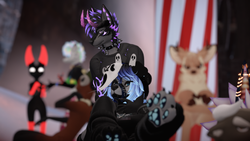 VRChat_2024-11-16_00-57-05.081_3840x2160.png