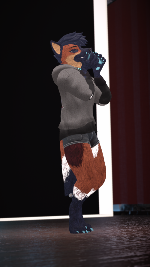 VRChat_2024-11-16_01-10-07.209_2160x3840.png