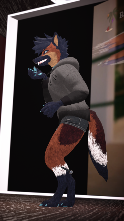 VRChat_2024-11-16_01-10-49.019_2160x3840.png