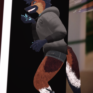 VRChat_2024-11-16_01-10-49.019_2160x3840