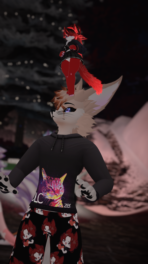 VRChat_2024-11-16_01-36-51.405_2160x3840.png