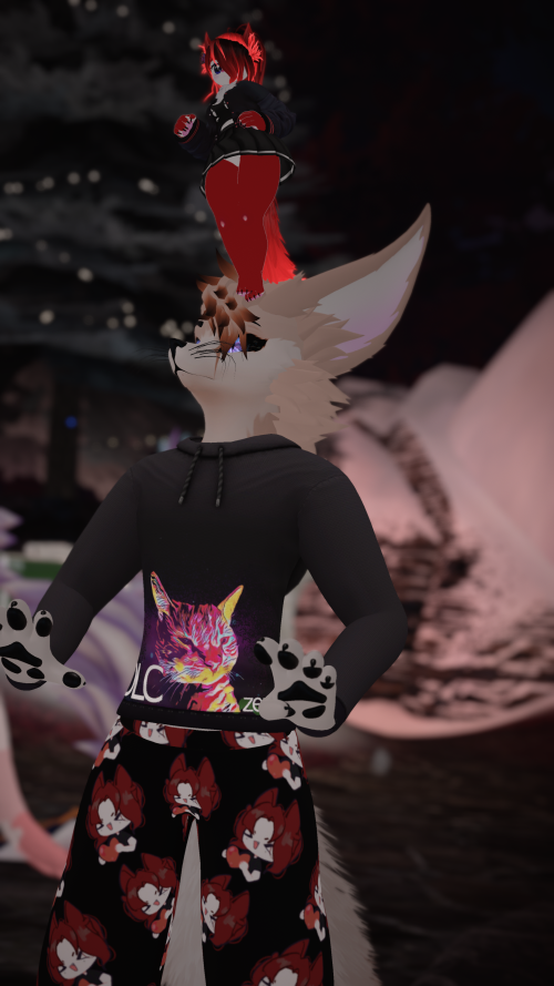 VRChat_2024-11-16_01-36-52.588_2160x3840.png