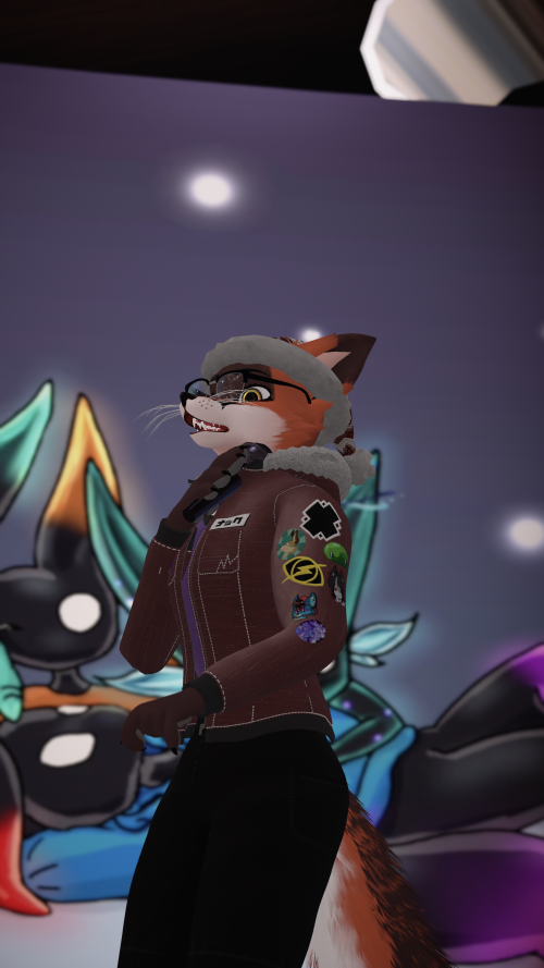 VRChat_2024-11-15_22-26-20.891_2160x3840.png
