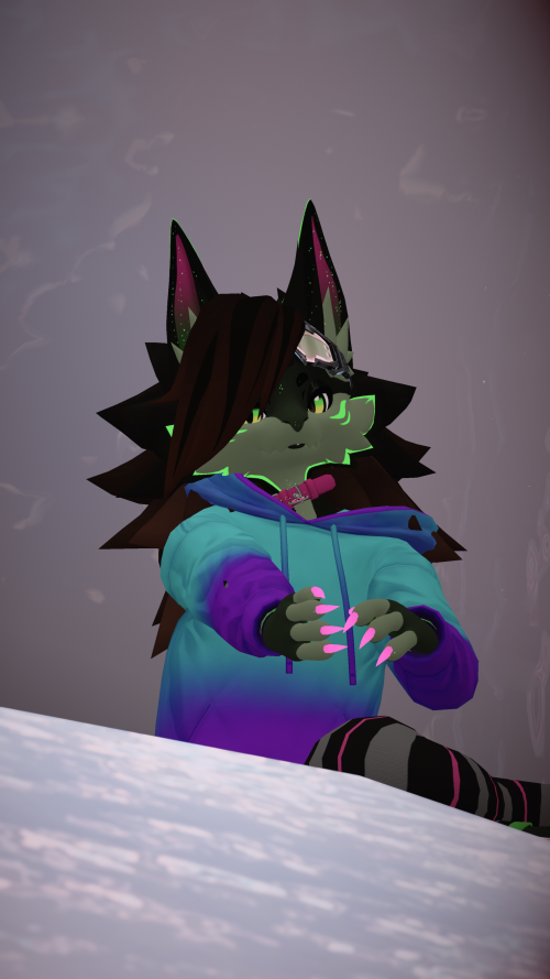 VRChat_2024-11-15_22-30-36.090_2160x3840.png