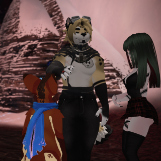 VRChat_2024-11-15_22-31-27.178_2160x3840