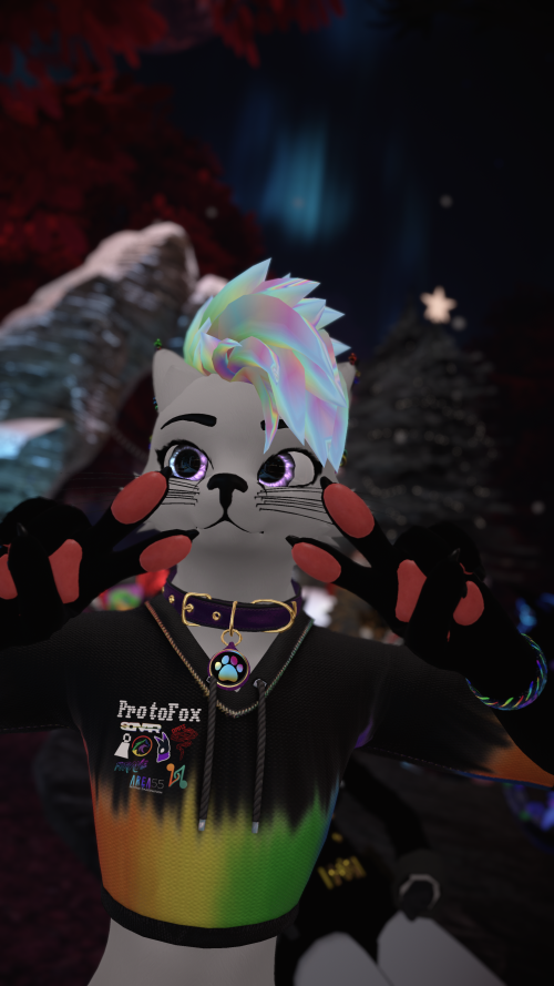 VRChat_2024-11-15_23-00-32.604_2160x3840.png