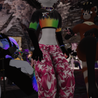 VRChat_2024-11-15_23-00-44.992_2160x3840