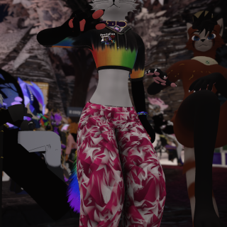 VRChat_2024-11-15_23-00-50.003_2160x3840