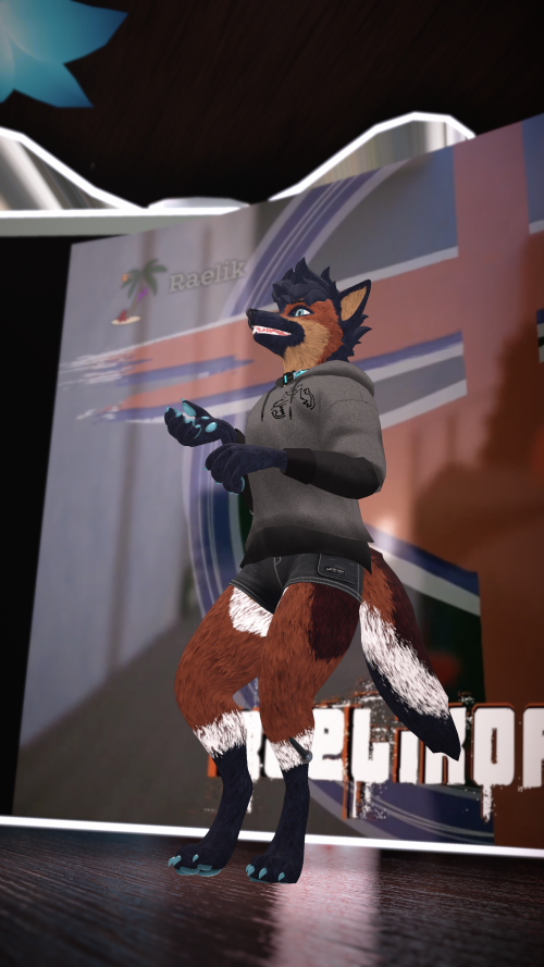 VRChat_2024-11-16_01-08-32.094_2160x3840.png