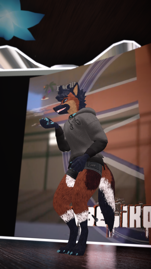 VRChat_2024-11-16_01-08-34.849_2160x3840.png