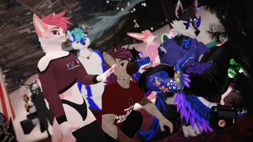 VRChat_2024-11-16_01-12-07.681_3840x2160.png