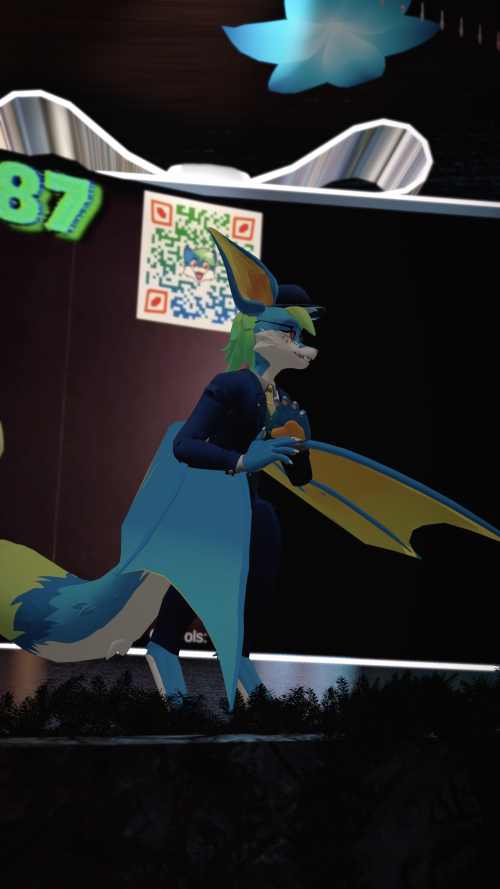 VRChat_2024-11-16_22-01-40.451_2160x3840.png