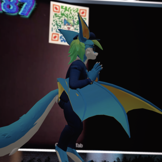 VRChat_2024-11-16_22-01-43.427_2160x3840