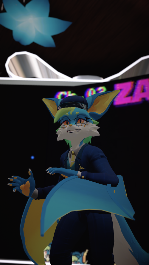 VRChat_2024-11-16_22-03-56.591_2160x3840.png