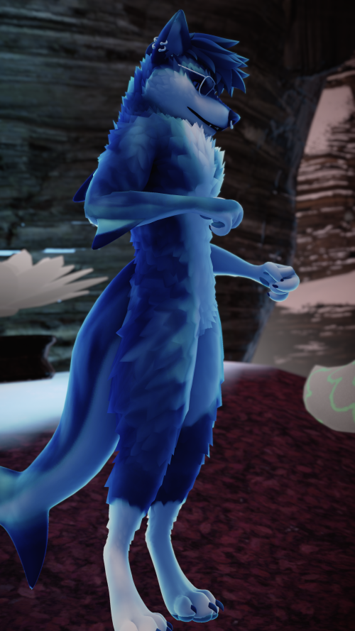 VRChat_2024-11-16_22-11-45.917_2160x3840.png