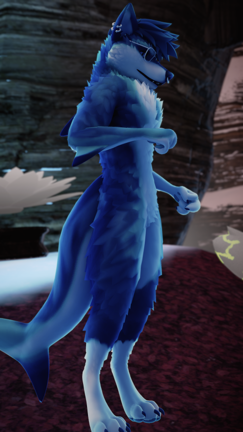 VRChat_2024-11-16_22-11-47.009_2160x3840.png