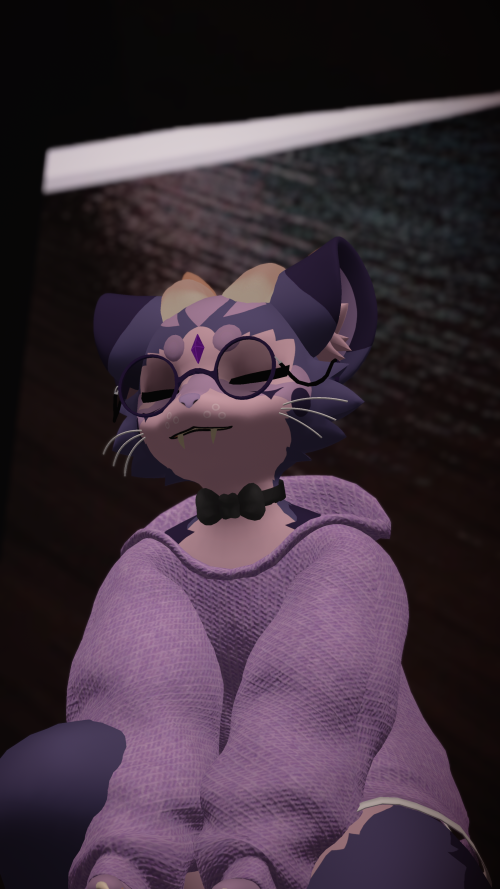 VRChat_2024-11-16_22-38-14.295_2160x3840.png