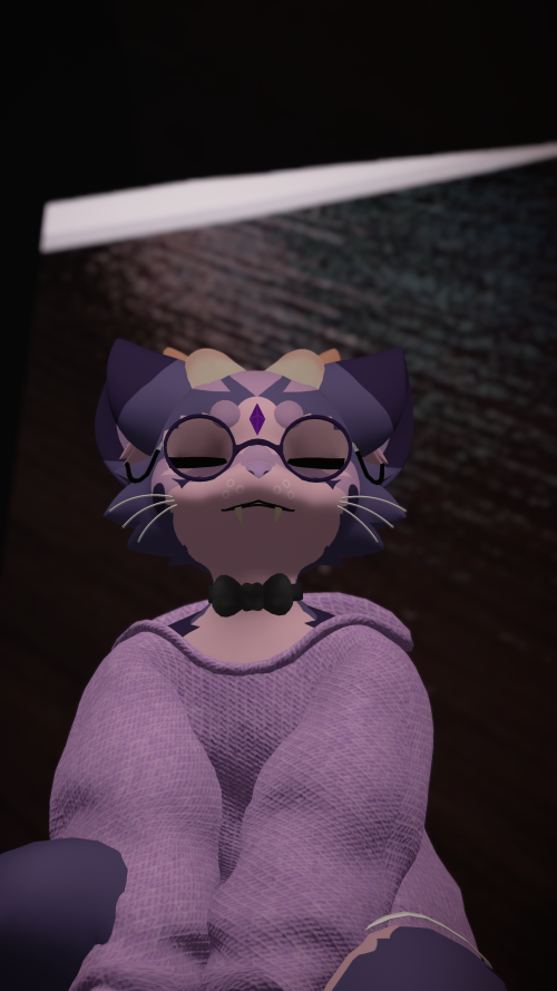 VRChat_2024-11-16_22-38-16.549_2160x3840.png