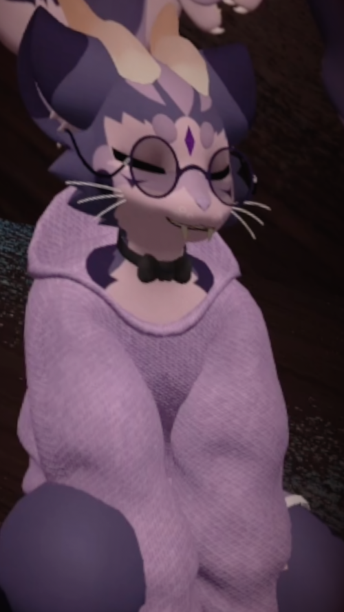 VRChat_2024-11-16_22-38-23.285_2160x3840.png