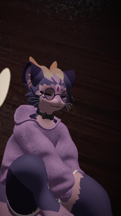 VRChat_2024-11-16_22-42-07.399_2160x3840.png