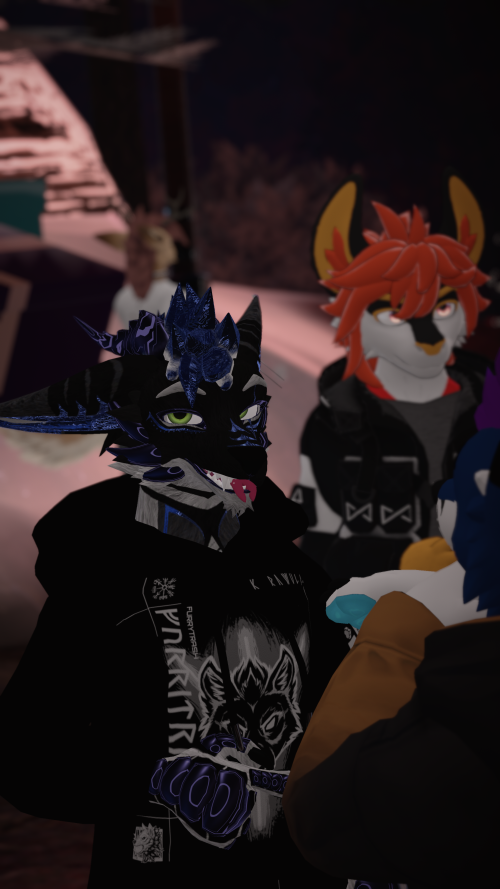 VRChat_2024-11-16_22-55-57.556_2160x3840.png