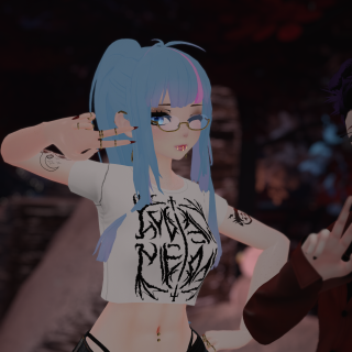 VRChat_2024-11-17_00-06-03.675_2160x3840