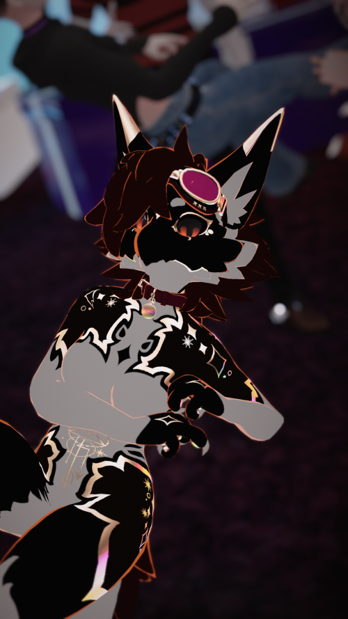 VRChat_2024-11-17_00-18-36.950_2160x3840.png
