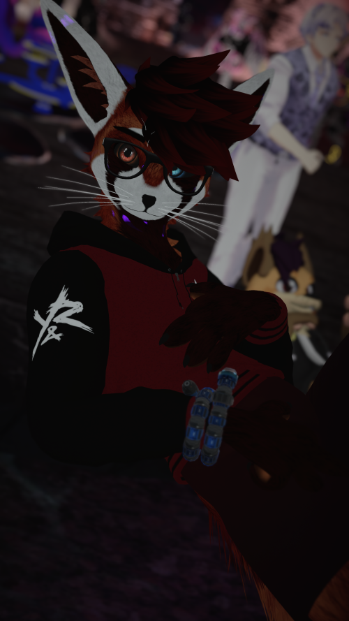 VRChat_2024-11-17_00-19-46.296_2160x3840.png