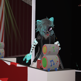 VRChat_2024-11-17_03-26-18.368_2160x3840