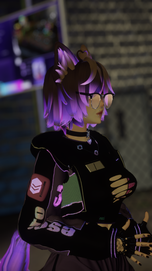 VRChat_2024-11-22_16-38-57.938_2160x3840.png