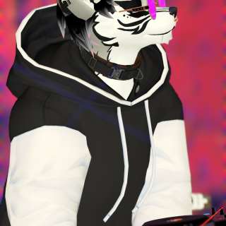 VRChat_2024-11-24_01-17-27.679_2160x3840
